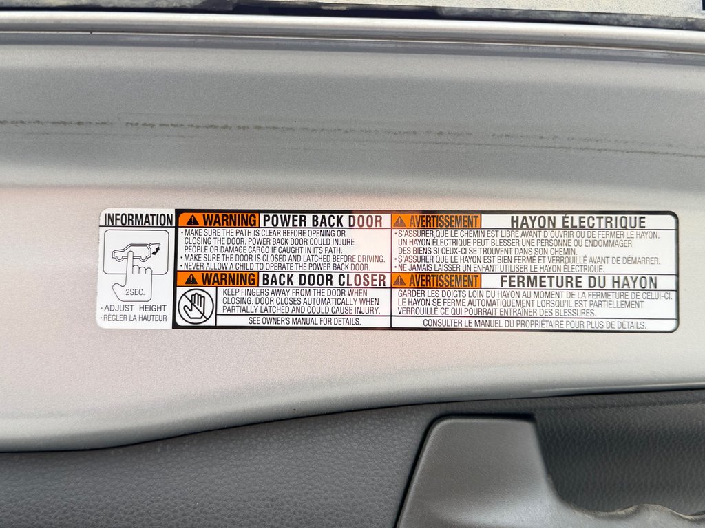 Toyota RAV4 XLE AWD / ATTACHE REMORQUE / FREINS NEUFS / 2021 à Thetford Mines, Québec - 59 - w1024h768px
