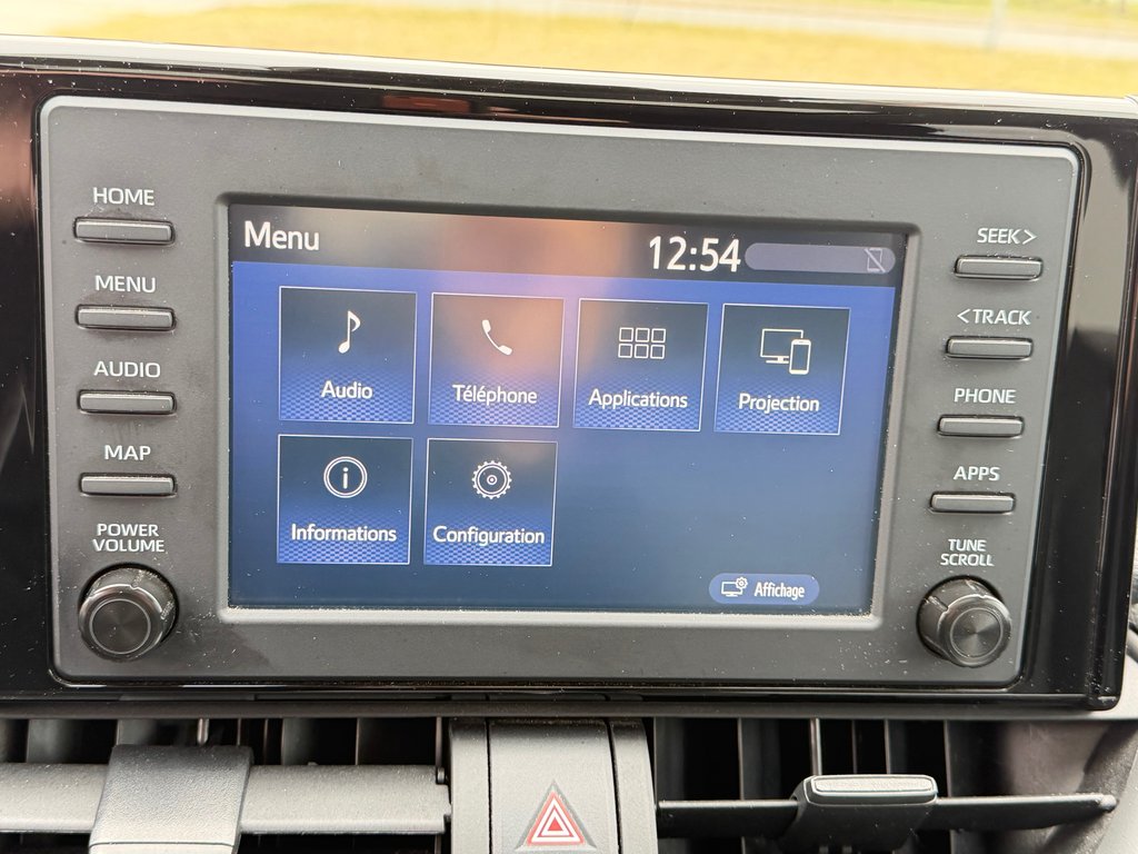 Toyota RAV4 XLE AWD / ATTACHE REMORQUE / FREINS NEUFS / 2021 à Thetford Mines, Québec - 44 - w1024h768px