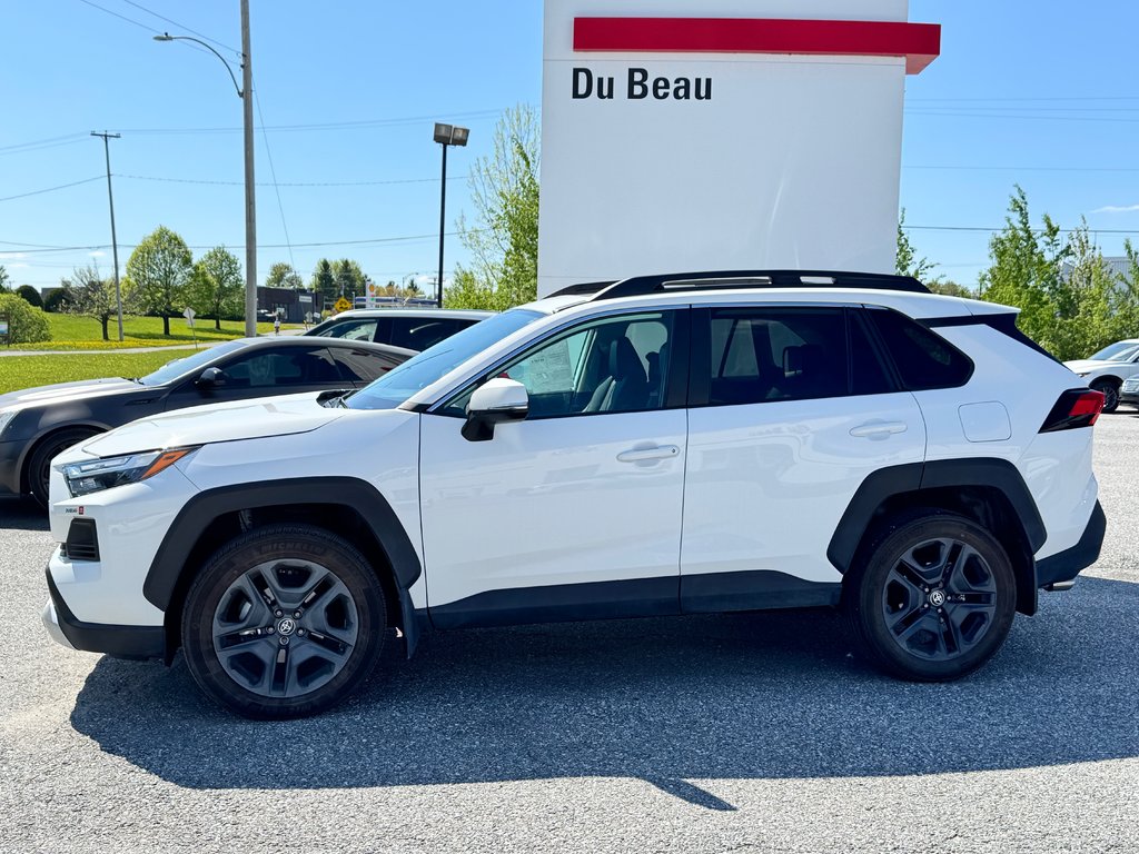 Toyota RAV4 TRAIL AWD / ÉTAT NEUF /  10500km /  3500 LBS REMORQUAGE 2022 à Thetford Mines, Québec - 7 - w1024h768px
