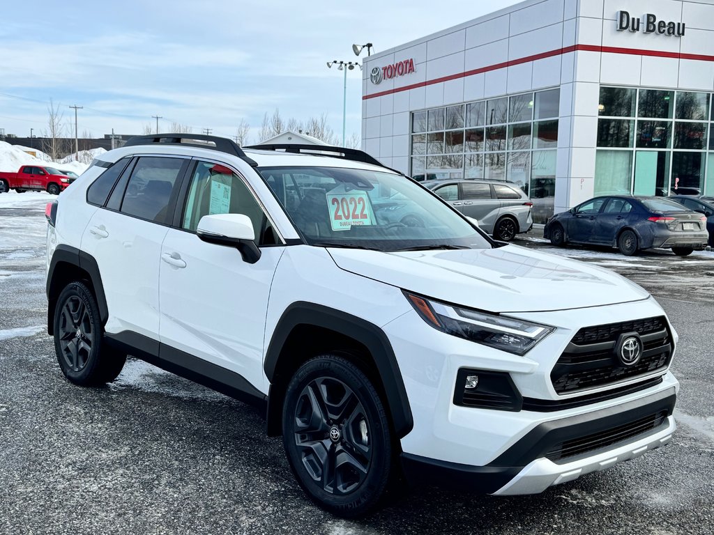 Toyota RAV4 TRAIL AWD / ÉTAT NEUF / 9 959 km /  3500 LBS REMORQUAGE 2022 à Thetford Mines, Québec - 3 - w1024h768px