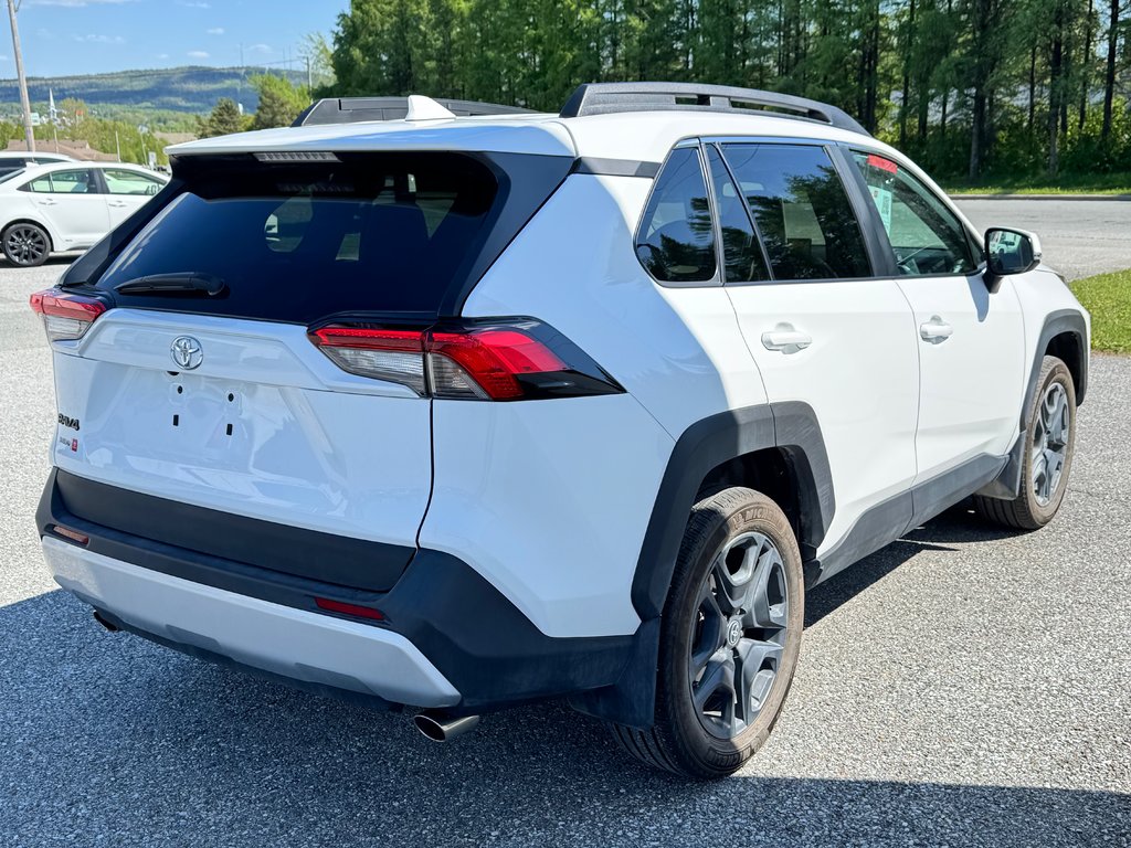 Toyota RAV4 TRAIL AWD / ÉTAT NEUF /  10500km /  3500 LBS REMORQUAGE 2022 à Thetford Mines, Québec - 4 - w1024h768px
