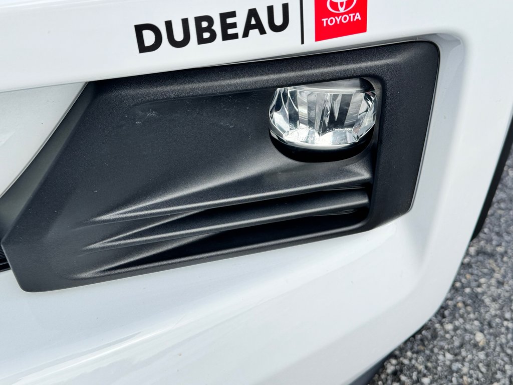 Toyota RAV4 TRAIL AWD / ÉTAT NEUF / 9 959 km /  3500 LBS REMORQUAGE 2022 à Thetford Mines, Québec - 11 - w1024h768px