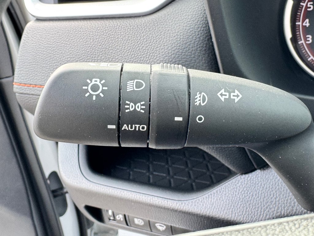 Toyota RAV4 TRAIL AWD / ÉTAT NEUF / 9 959 km /  3500 LBS REMORQUAGE 2022 à Thetford Mines, Québec - 36 - w1024h768px