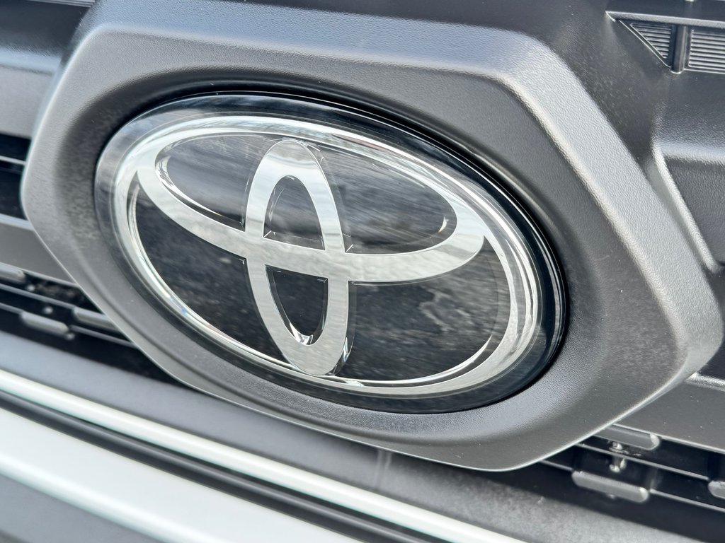 Toyota RAV4 TRAIL AWD / ÉTAT NEUF / 9 959 km /  3500 LBS REMORQUAGE 2022 à Thetford Mines, Québec - 12 - w1024h768px