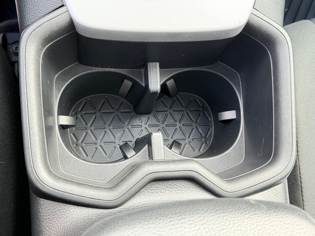 Toyota RAV4 XLE AWD / VALEUR DE REVENTE INCROYABLE / 2022 à Thetford Mines, Québec - 47 - w1024h768px