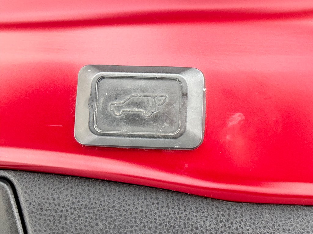 Toyota RAV4 XLE AWD / VALEUR DE REVENTE INCROYABLE / 2022 à Thetford Mines, Québec - 61 - w1024h768px