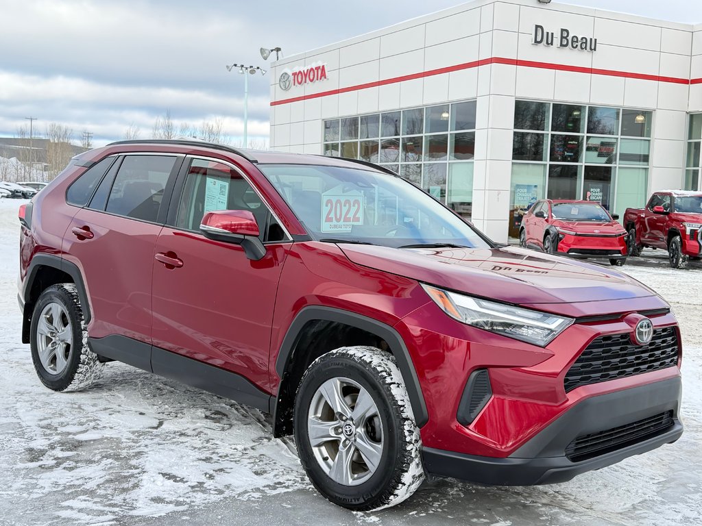 Toyota RAV4 XLE AWD / VALEUR DE REVENTE INCROYABLE / 2022 à Thetford Mines, Québec - 3 - w1024h768px
