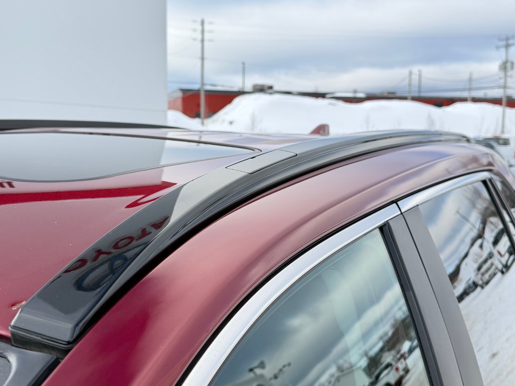 Toyota RAV4 XLE AWD / VALEUR DE REVENTE INCROYABLE / 2022 à Thetford Mines, Québec - 17 - w1024h768px