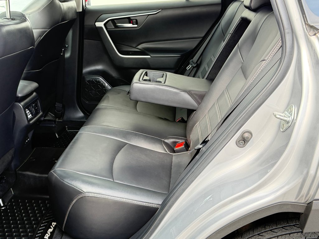 Toyota RAV4 XLE PREMIUM AWD / BAS KILOS / PRIX IMBATTABLE / 2022 à Thetford Mines, Québec - 55 - w1024h768px