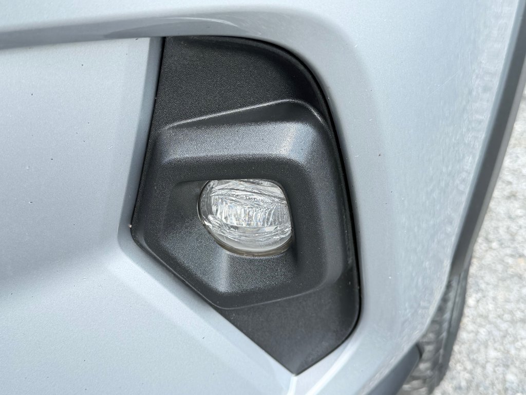 Toyota RAV4 XLE PREMIUM AWD / BAS KILOS / PRIX IMBATTABLE / 2022 à Thetford Mines, Québec - 11 - w1024h768px