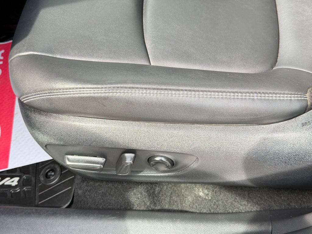 Toyota RAV4 XLE PREMIUM AWD / BAS KILOS / PRIX IMBATTABLE / 2022 à Thetford Mines, Québec - 35 - w1024h768px