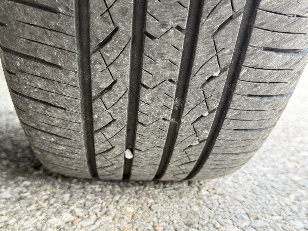 Toyota RAV4 XLE PREMIUM AWD / BAS KILOS / PRIX IMBATTABLE / 2022 à Thetford Mines, Québec - 16 - w1024h768px
