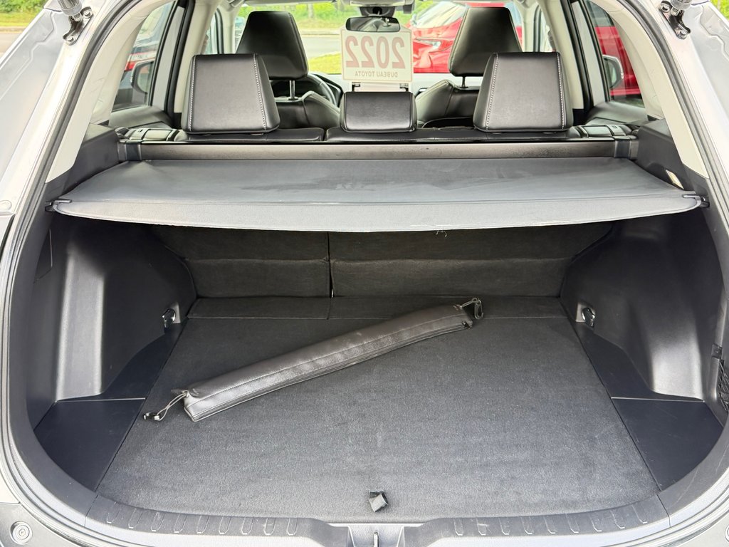 Toyota RAV4 XLE PREMIUM AWD / BAS KILOS / PRIX IMBATTABLE / 2022 à Thetford Mines, Québec - 57 - w1024h768px