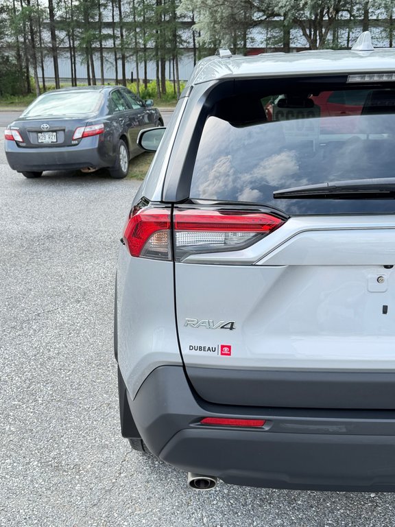 Toyota RAV4 XLE PREMIUM AWD / BAS KILOS / PRIX IMBATTABLE / 2022 à Thetford Mines, Québec - 23 - w1024h768px