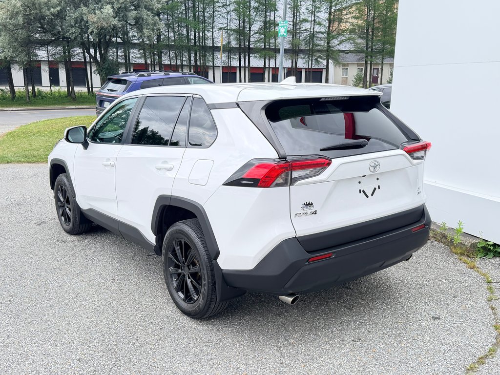 2022 Toyota RAV4 LE AWD / MEILLEUR VUS SUR LE MARCHÉ POINT FINAL / in Thetford Mines, Quebec - 8 - w1024h768px
