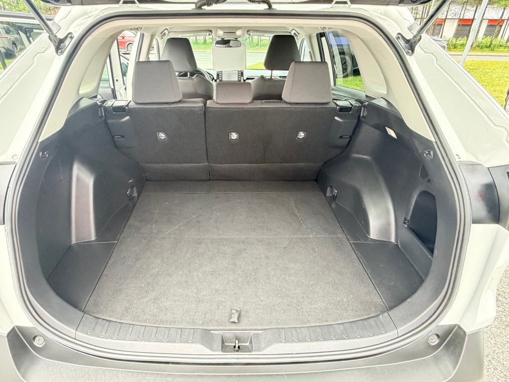 2022 Toyota RAV4 LE AWD / MEILLEUR VUS SUR LE MARCHÉ POINT FINAL / in Thetford Mines, Quebec - 40 - w1024h768px