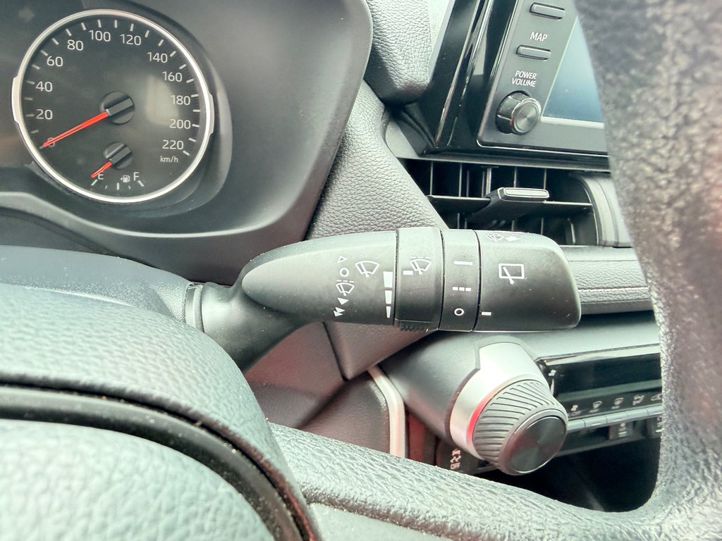 2022 Toyota RAV4 LE AWD / MEILLEUR VUS SUR LE MARCHÉ POINT FINAL / in Thetford Mines, Quebec - 29 - w1024h768px