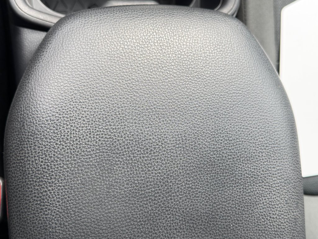Toyota RAV4 XLE AWD / HITCH / DÉMARREUR DISTANCE / 2022 à Thetford Mines, Québec - 48 - w1024h768px