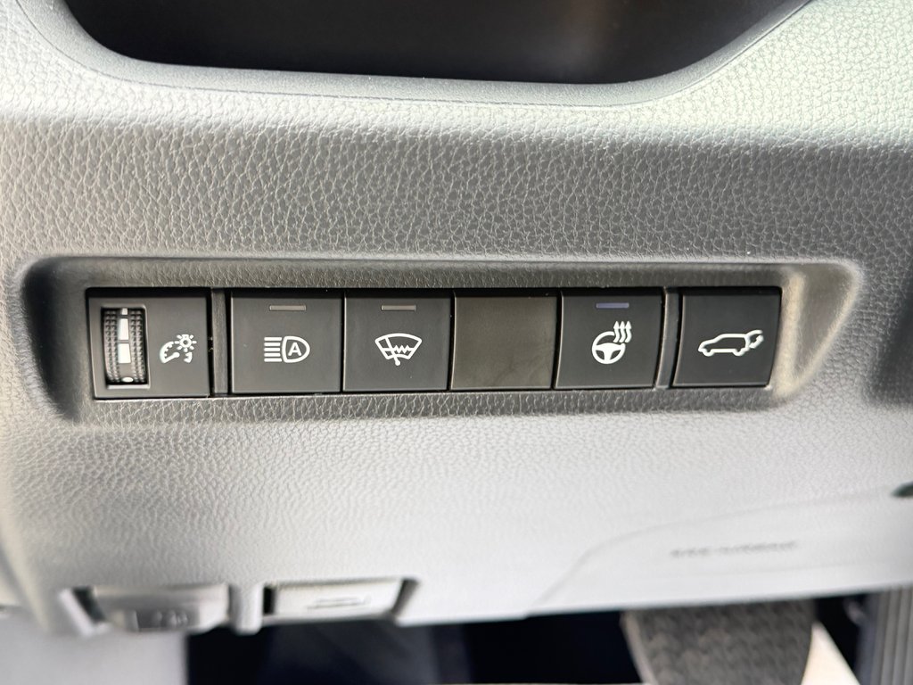 Toyota RAV4 XLE AWD / HITCH / DÉMARREUR DISTANCE / 2022 à Thetford Mines, Québec - 35 - w1024h768px