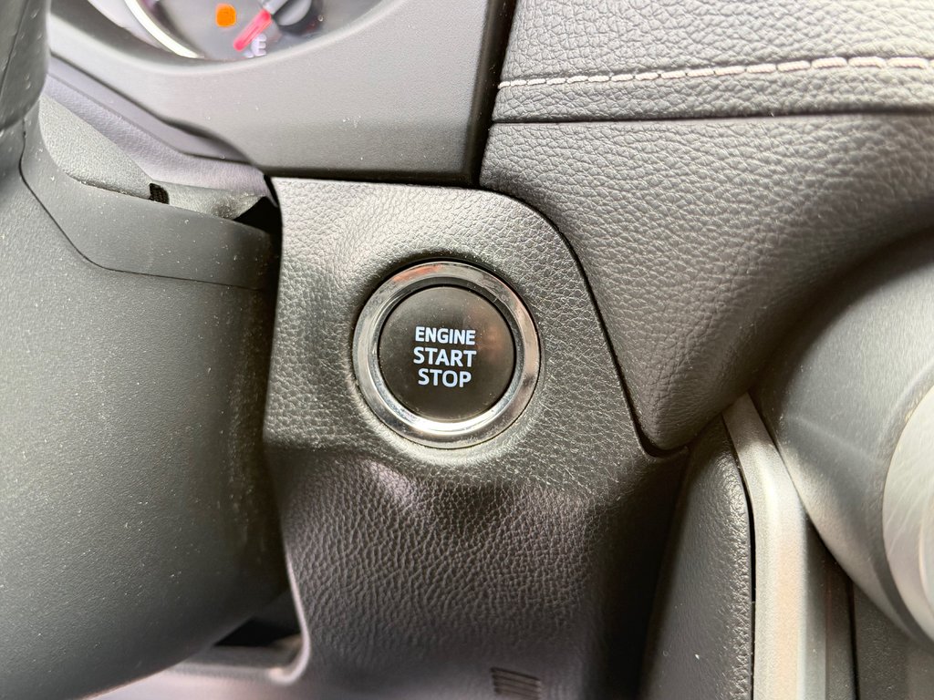 Toyota RAV4 XLE AWD / HITCH / DÉMARREUR DISTANCE / 2022 à Thetford Mines, Québec - 42 - w1024h768px