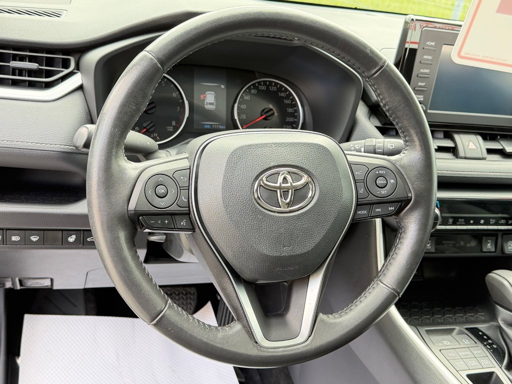 Toyota RAV4 XLE AWD / HITCH / DÉMARREUR DISTANCE / 2022 à Thetford Mines, Québec - 36 - w1024h768px