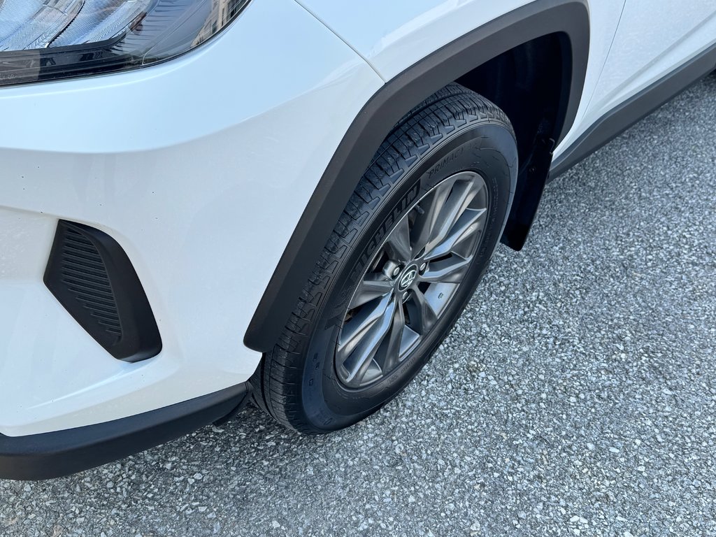 Toyota RAV4 LE AWD / VITRES TEINTÉES*HITCH*DÉMARREUR ET + / 2023 à Thetford Mines, Québec - 14 - w1024h768px