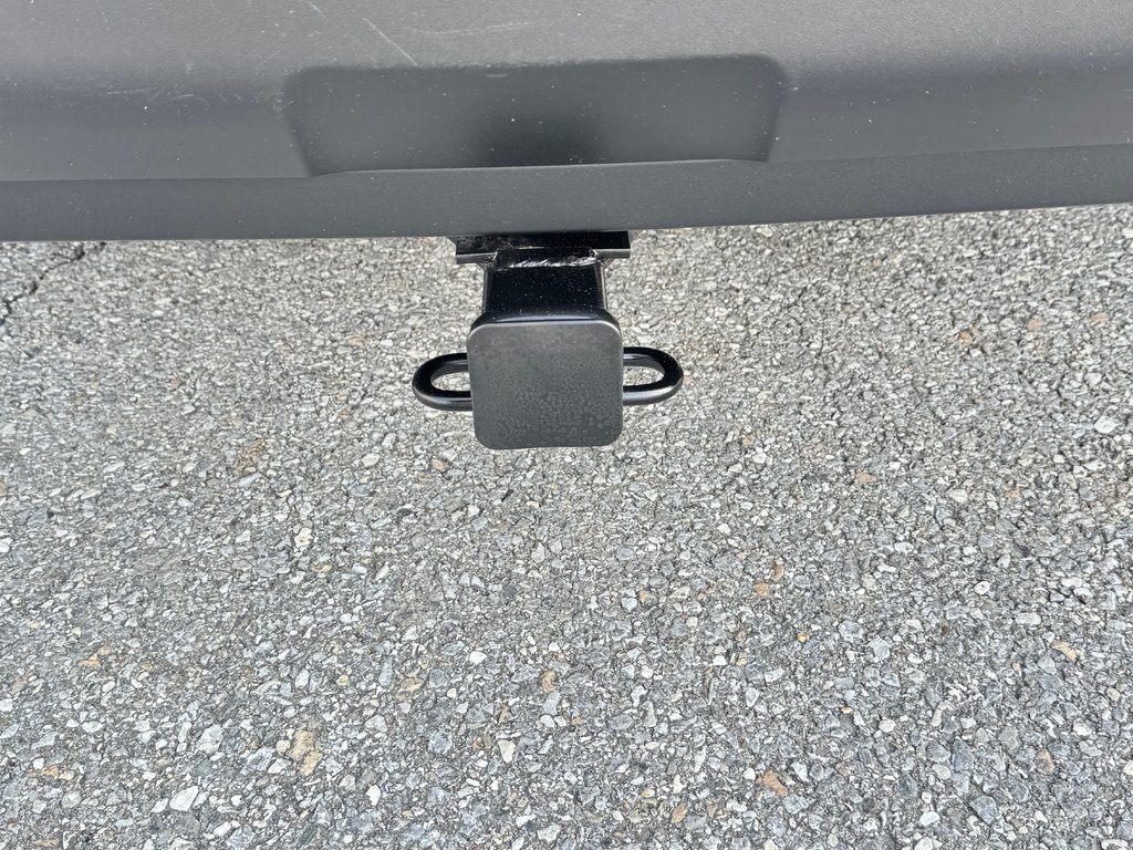 Toyota RAV4 LE AWD / VITRES TEINTÉES*HITCH*DÉMARREUR ET + / 2023 à Thetford Mines, Québec - 23 - w1024h768px