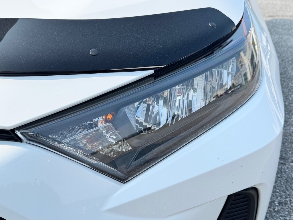 Toyota RAV4 LE AWD / VITRES TEINTÉES*HITCH*DÉMARREUR ET + / 2023 à Thetford Mines, Québec - 10 - w1024h768px