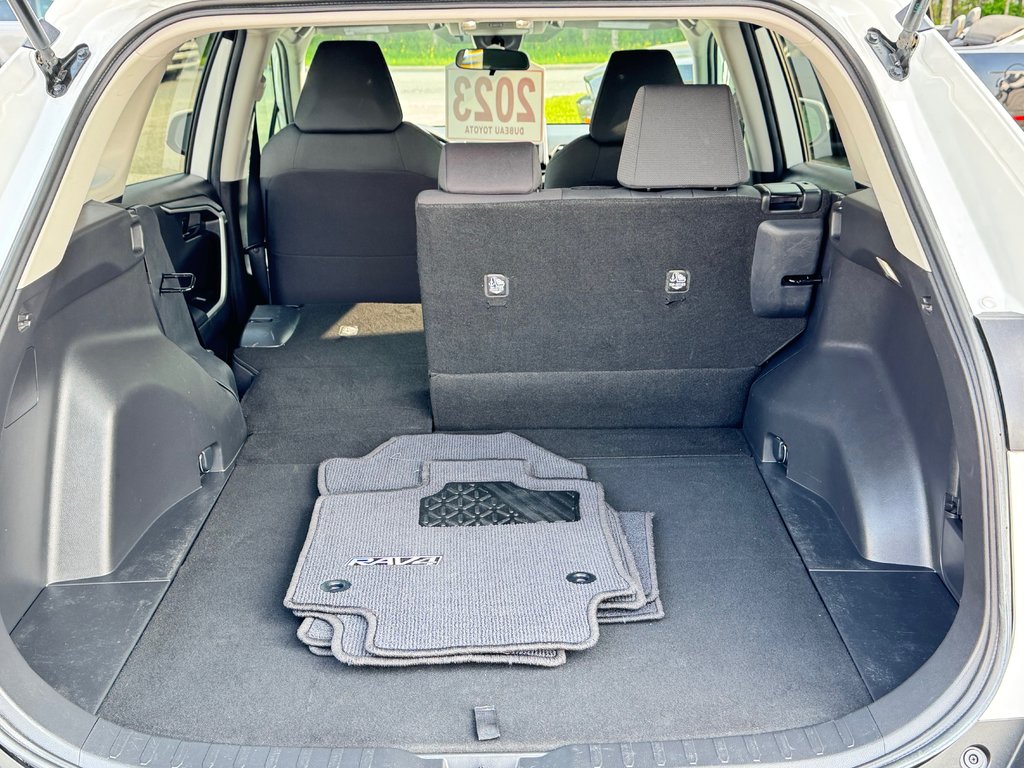 Toyota RAV4 LE AWD / VITRES TEINTÉES*HITCH*DÉMARREUR ET + / 2023 à Thetford Mines, Québec - 59 - w1024h768px