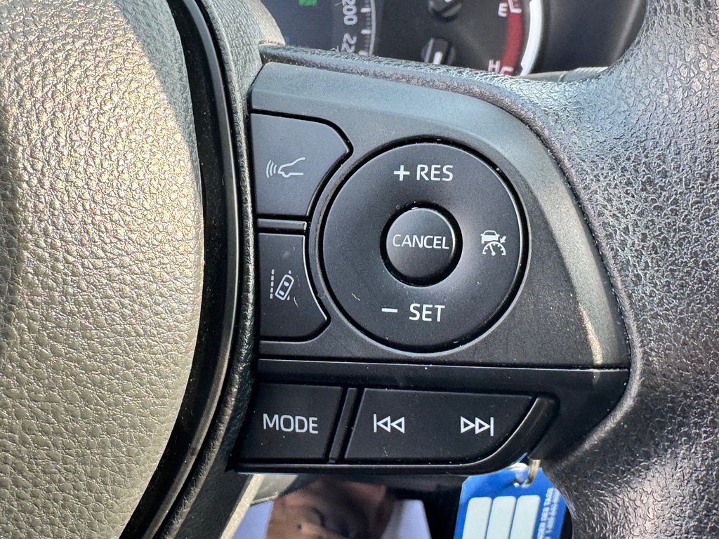 Toyota RAV4 LE AWD / VITRES TEINTÉES*HITCH*DÉMARREUR ET + / 2023 à Thetford Mines, Québec - 34 - w1024h768px