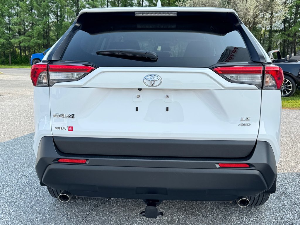 Toyota RAV4 LE AWD / VITRES TEINTÉES*HITCH*DÉMARREUR ET + / 2023 à Thetford Mines, Québec - 24 - w1024h768px