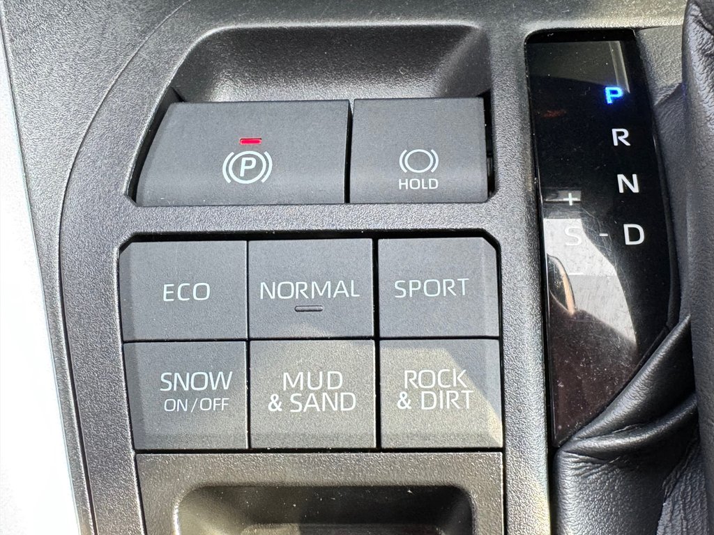 Toyota RAV4 LE AWD / VITRES TEINTÉES*HITCH*DÉMARREUR ET + / 2023 à Thetford Mines, Québec - 43 - w1024h768px