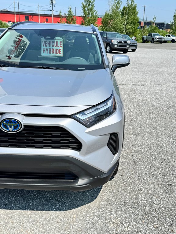 Toyota RAV4 HYBRIDE XLE AWD / PEA 29-08-28=100KM / BAS KILOS / 2023 à Thetford Mines, Québec - 8 - w1024h768px