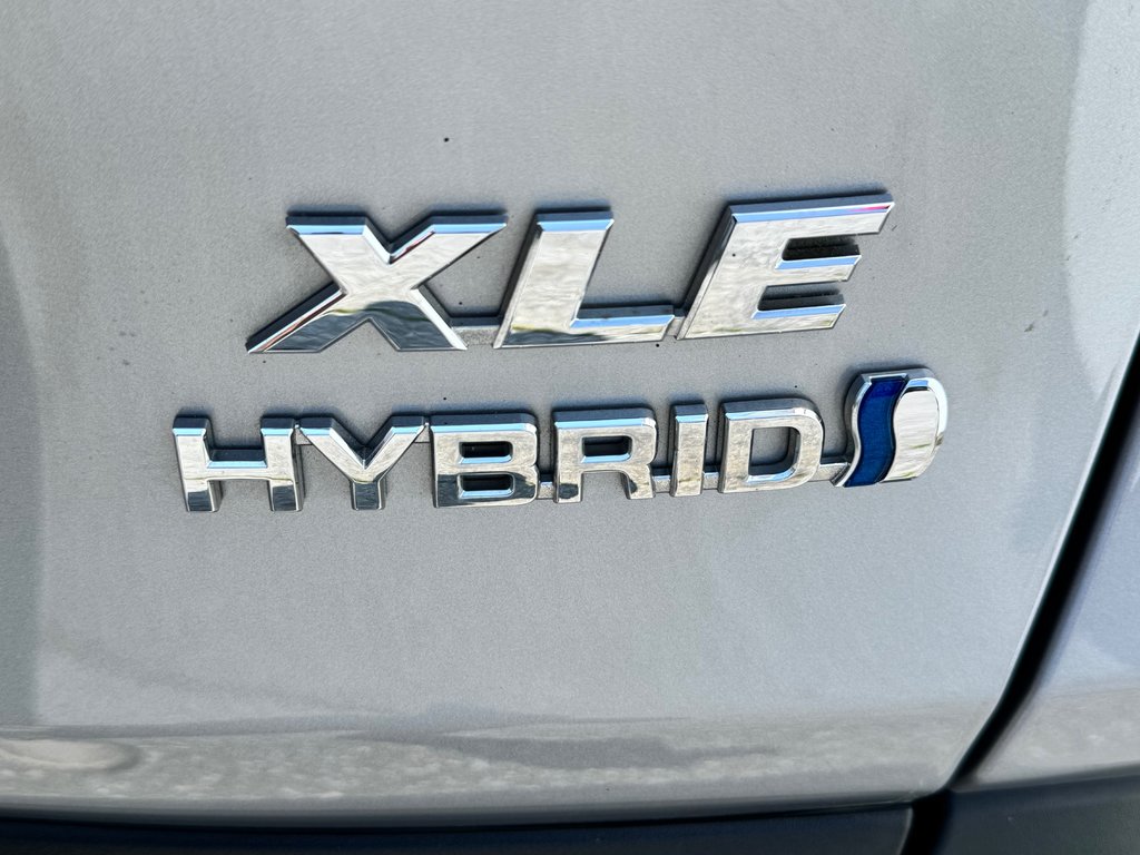 Toyota RAV4 HYBRIDE XLE AWD / PEA 29-08-28=100KM / BAS KILOS / 2023 à Thetford Mines, Québec - 25 - w1024h768px