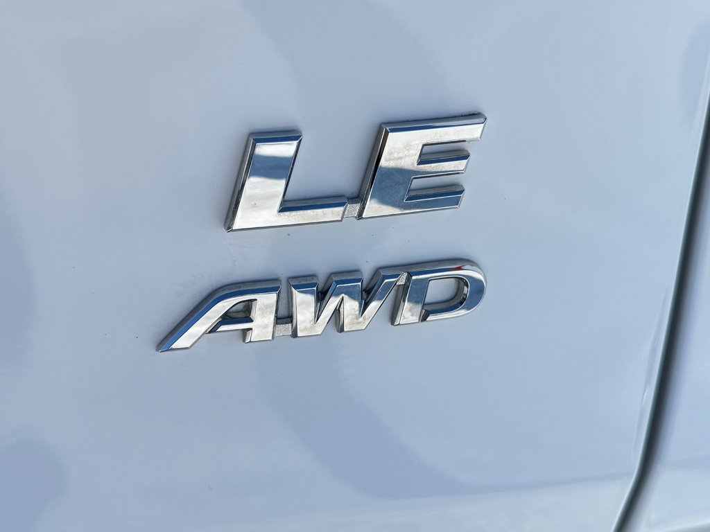 Toyota RAV4 LE AWD / 17.200KM SEULEMENT WOWWWWW !!! / 2023 à Thetford Mines, Québec - 19 - w1024h768px