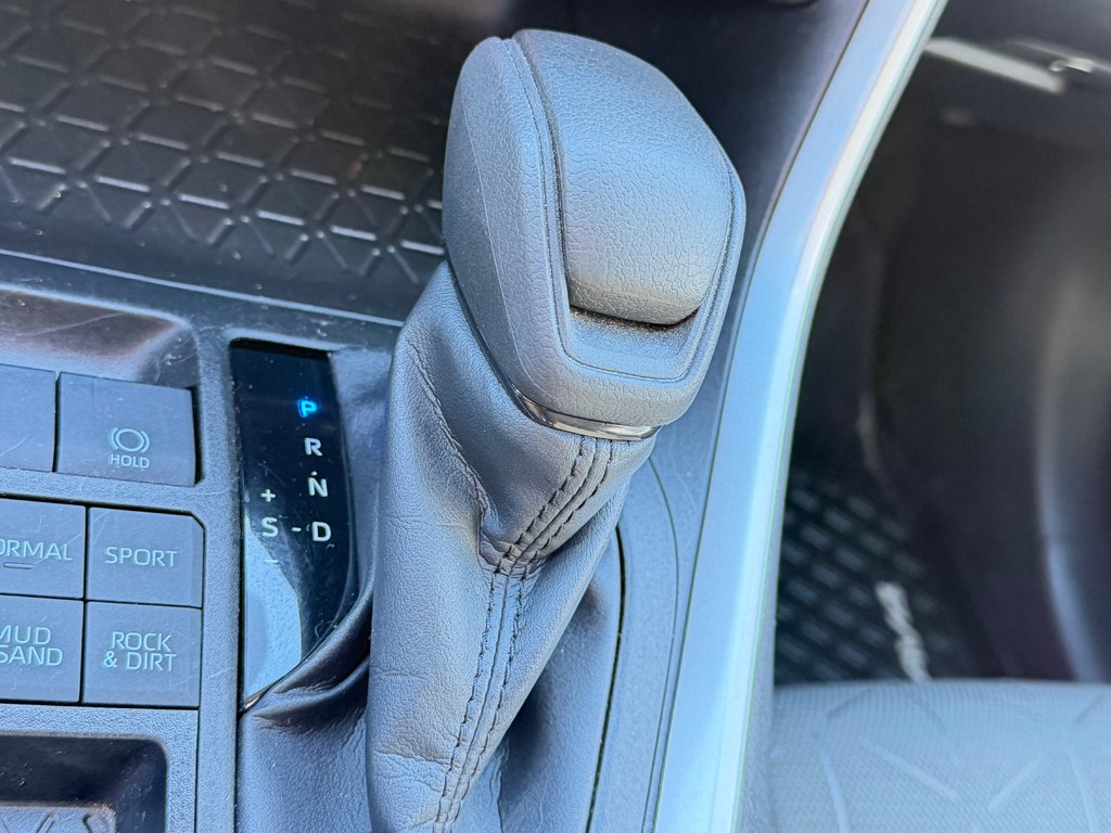 Toyota RAV4 LE AWD / 17.200KM SEULEMENT WOWWWWW !!! / 2023 à Thetford Mines, Québec - 40 - w1024h768px