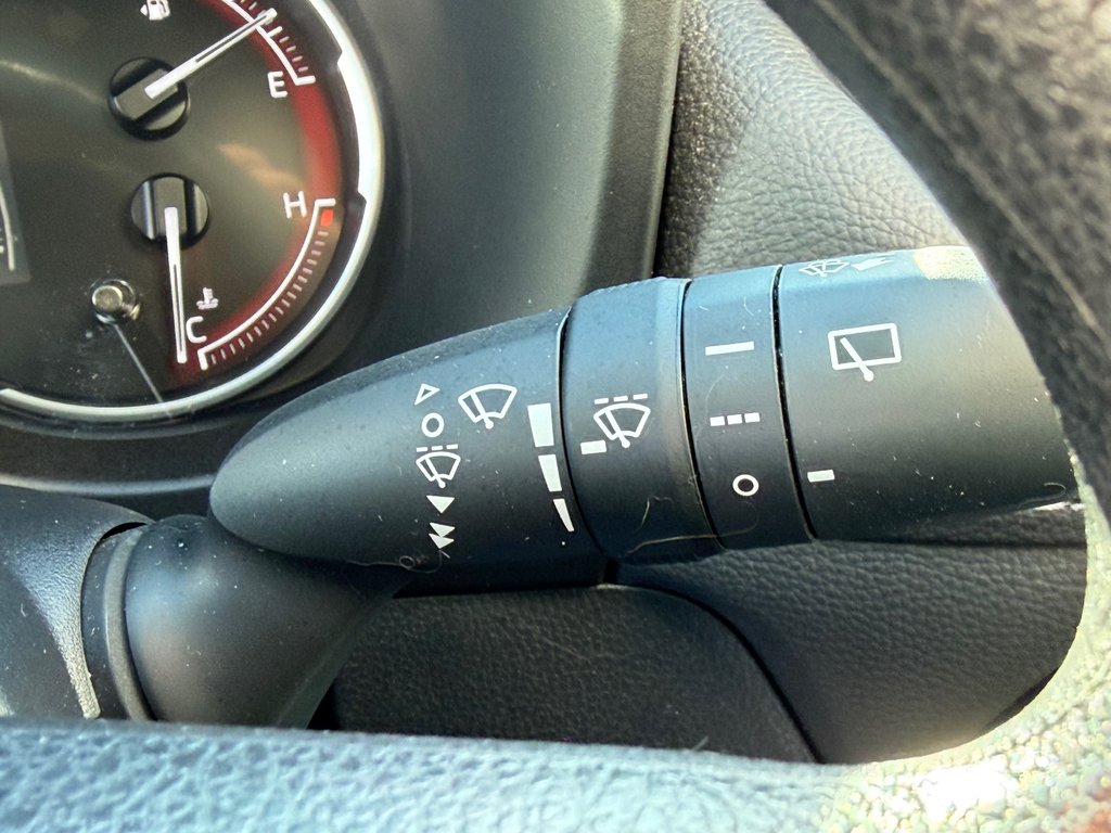 Toyota RAV4 LE AWD / 17.200KM SEULEMENT WOWWWWW !!! / 2023 à Thetford Mines, Québec - 32 - w1024h768px