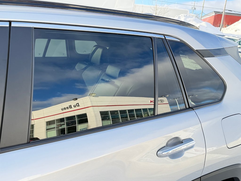 Toyota RAV4 LIMITED AWD / ÉTAT NEUF / 16.700KM WOWWWWW ! / 2023 à Thetford Mines, Québec - 24 - w1024h768px