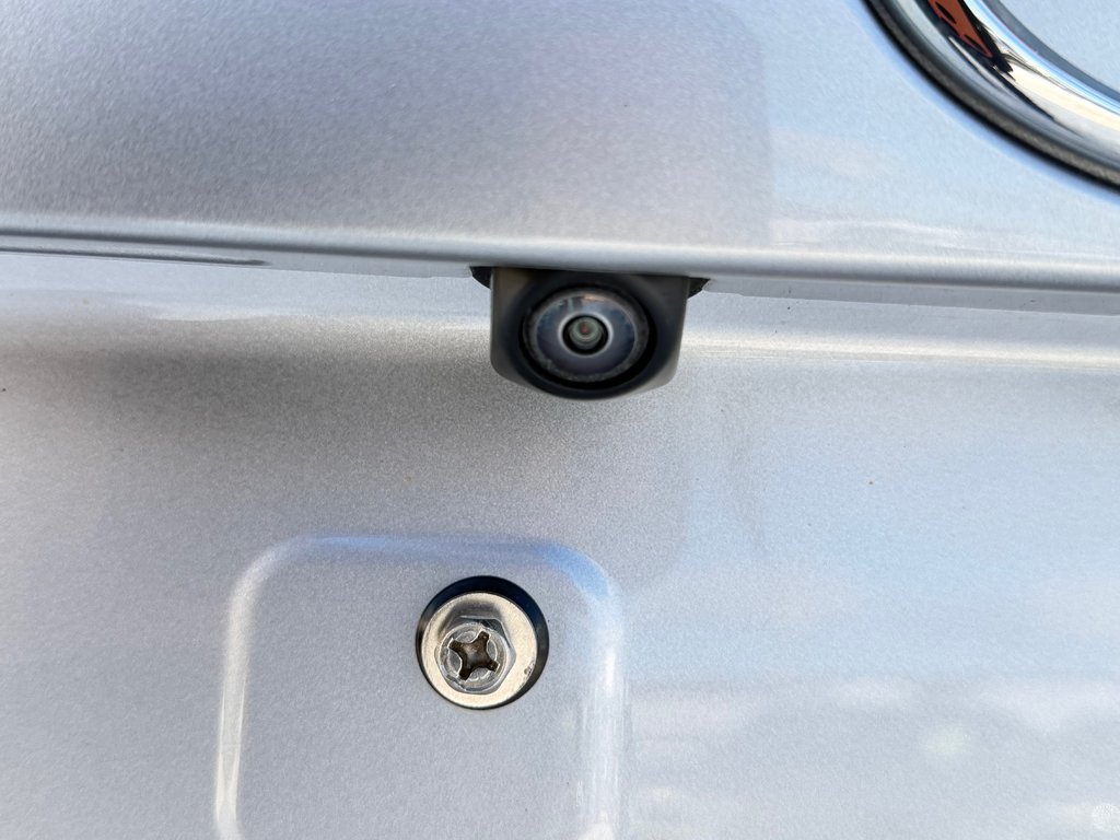 Toyota RAV4 LIMITED AWD / ÉTAT NEUF / 16.700KM WOWWWWW ! / 2023 à Thetford Mines, Québec - 27 - w1024h768px