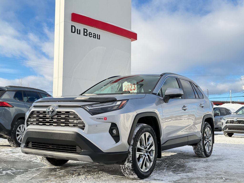 Toyota RAV4 LIMITED AWD / ÉTAT NEUF / 16.700KM WOWWWWW ! / 2023 à Thetford Mines, Québec - 1 - w1024h768px
