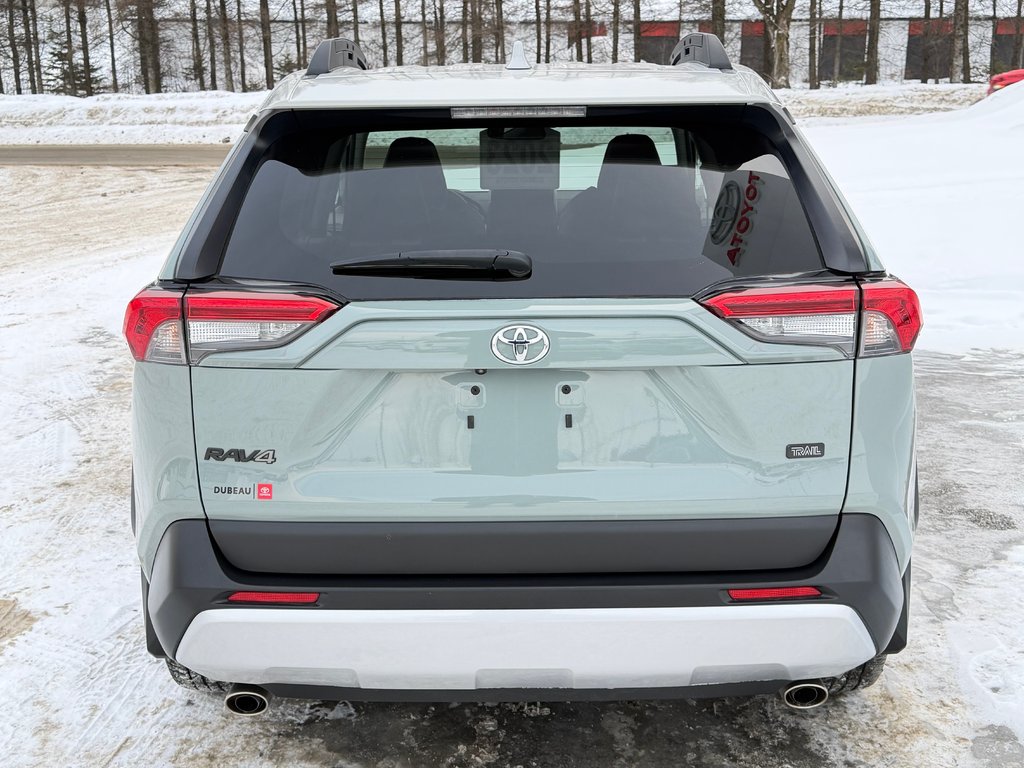 Toyota RAV4 TRAIL AWD / TRÈS BAS KILOS / COULEUR RARE !!! / 2023 à Thetford Mines, Québec - 6 - w1024h768px