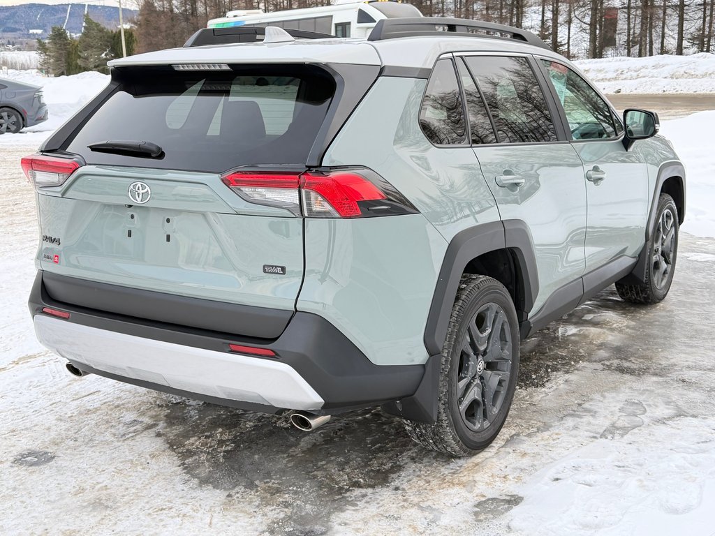 Toyota RAV4 TRAIL AWD / TRÈS BAS KILOS / COULEUR RARE !!! / 2023 à Thetford Mines, Québec - 5 - w1024h768px