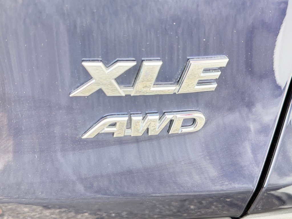 Toyota RAV4 XLE AWD / HITCH / CERTIFIÉ TOYOTA  / 2023 à Thetford Mines, Québec - 24 - w1024h768px