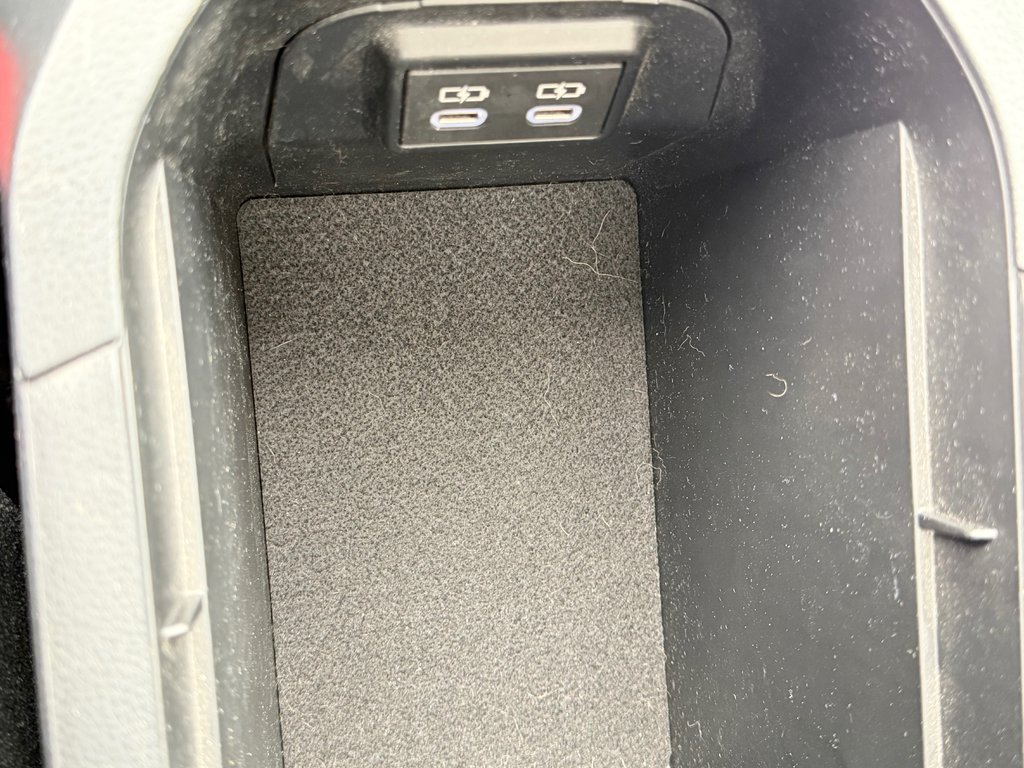 Toyota RAV4 XLE AWD / HITCH / CERTIFIÉ TOYOTA  / 2023 à Thetford Mines, Québec - 49 - w1024h768px