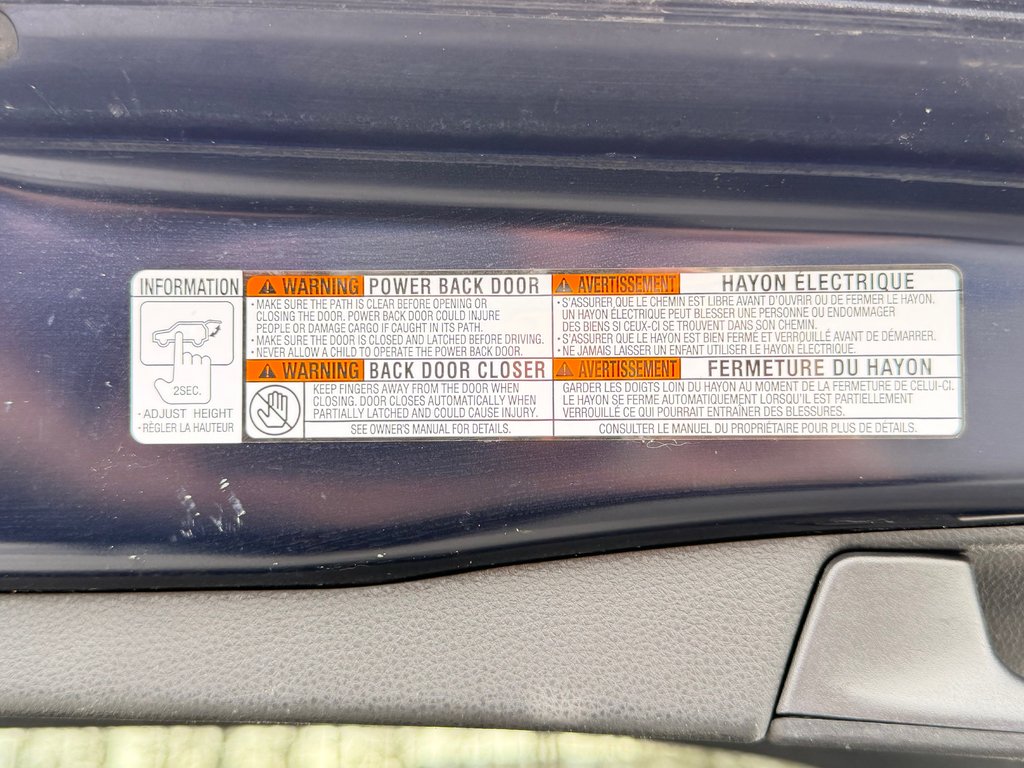 Toyota RAV4 XLE AWD / HITCH / CERTIFIÉ TOYOTA  / 2023 à Thetford Mines, Québec - 60 - w1024h768px