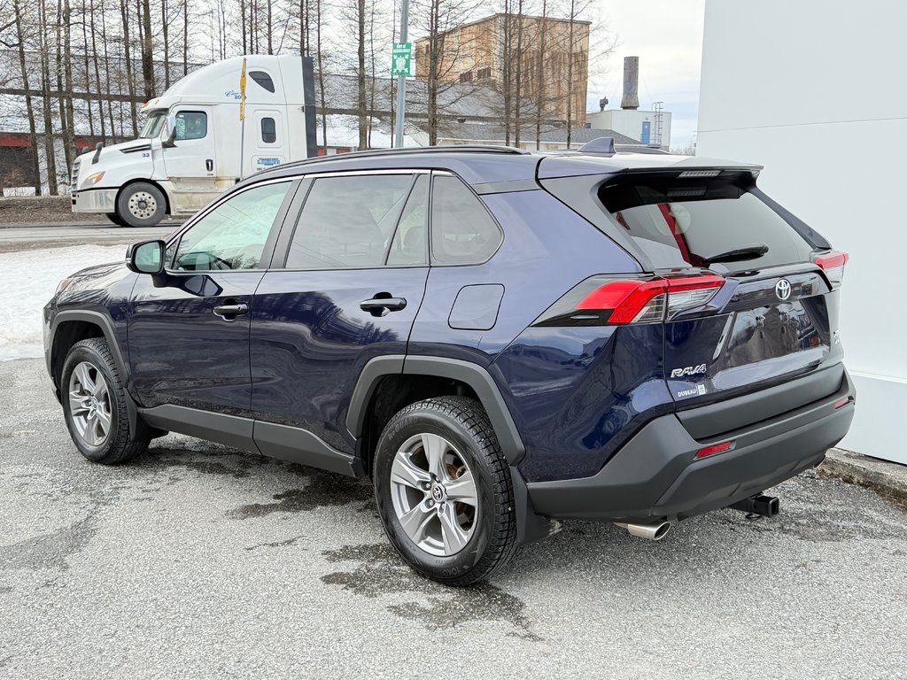 Toyota RAV4 XLE AWD / HITCH / CERTIFIÉ TOYOTA  / 2023 à Thetford Mines, Québec - 7 - w1024h768px
