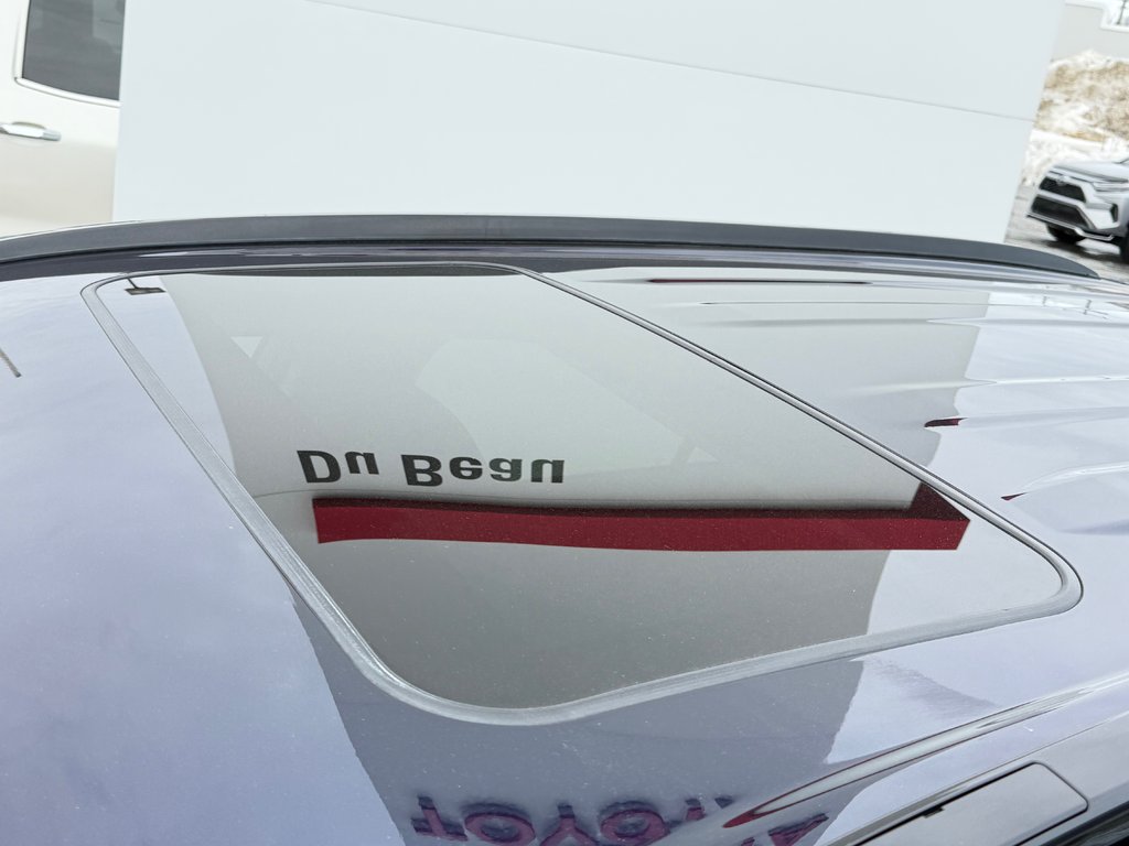 Toyota RAV4 XLE AWD / HITCH / CERTIFIÉ TOYOTA  / 2023 à Thetford Mines, Québec - 16 - w1024h768px