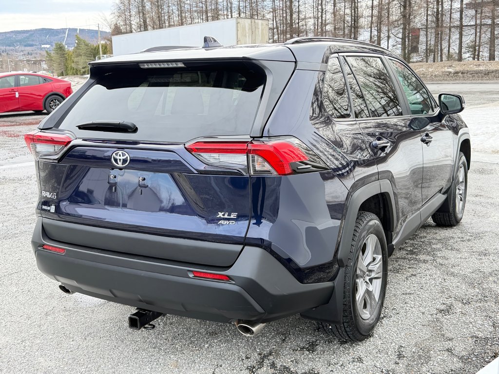 Toyota RAV4 XLE AWD / HITCH / CERTIFIÉ TOYOTA  / 2023 à Thetford Mines, Québec - 5 - w1024h768px