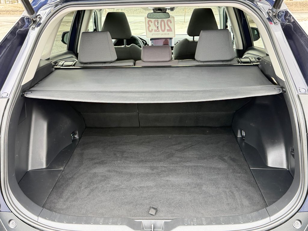 Toyota RAV4 XLE AWD / HITCH / CERTIFIÉ TOYOTA  / 2023 à Thetford Mines, Québec - 57 - w1024h768px