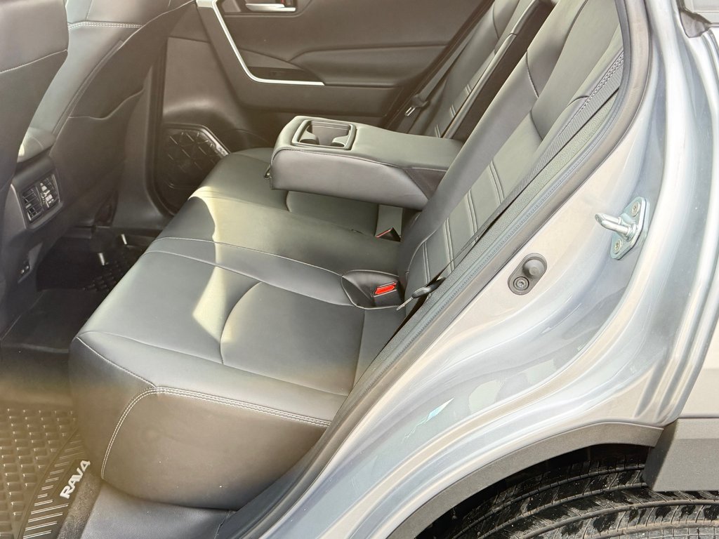 2023 Toyota RAV4 XLE PREMIUM / 42.500KM / CUIR / MAFS 19 ET ++ / in Thetford Mines, Quebec - 58 - w1024h768px